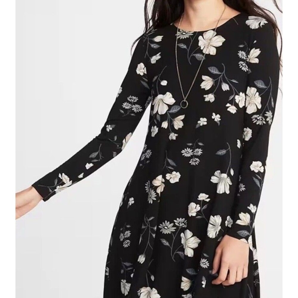 Old Navy Dress Small Black Floral Long Sleeve Jersey Knit Swing Casual Soft